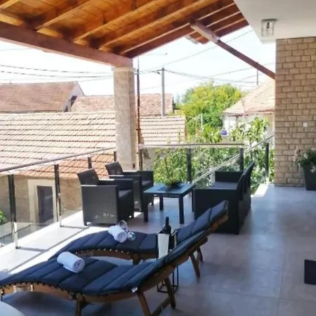 Penthouse Ivan- Two Bedroom With Rooftop Swimming Pool